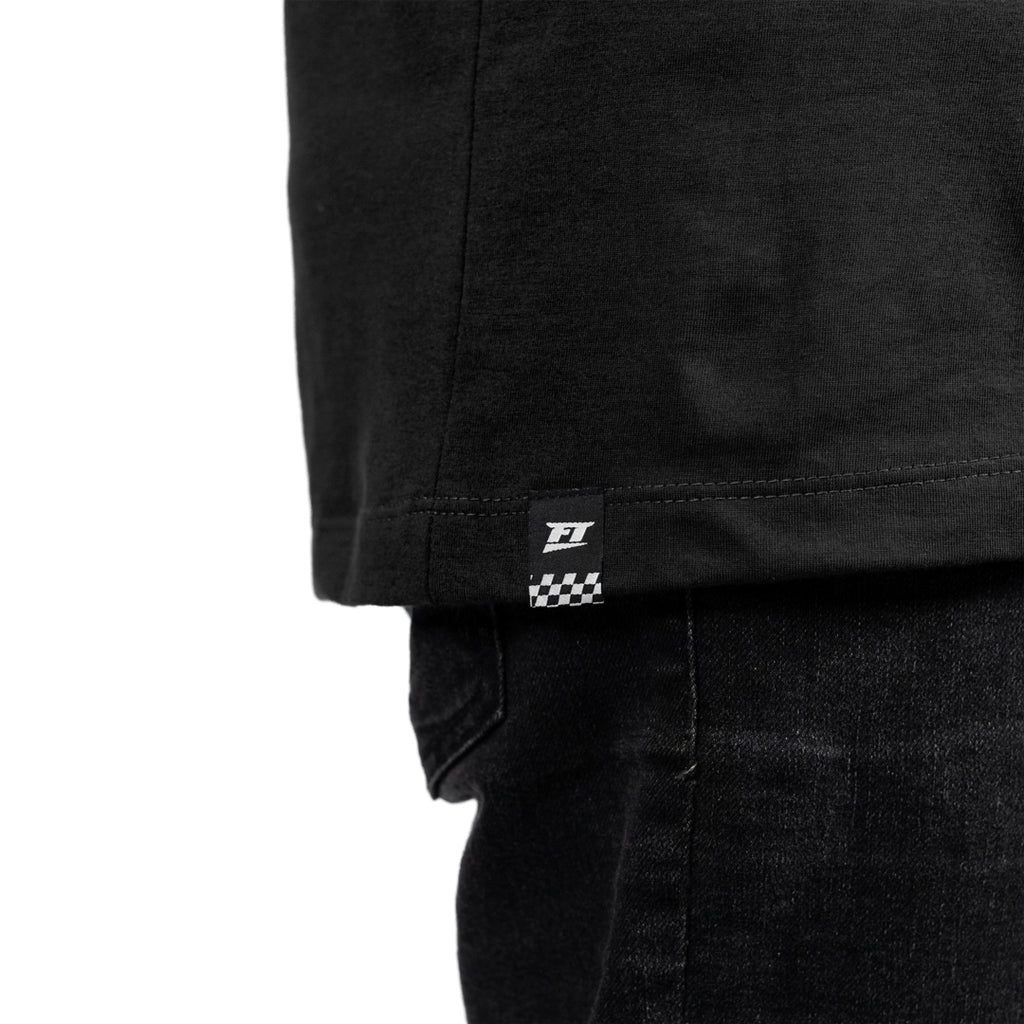 Camiseta Preta Gearhead