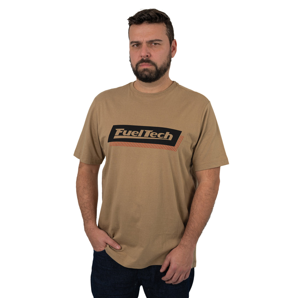 Camiseta Grid FT FuelTech - corpo inteiro, vista frontal, variação